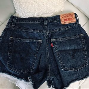 LEVI’s 569 High waisted Shorts
